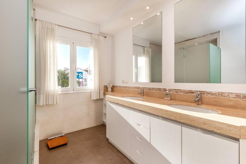 Bright Elegant 3Bdr Apartment In Puerto Banus Marbella Exterior foto